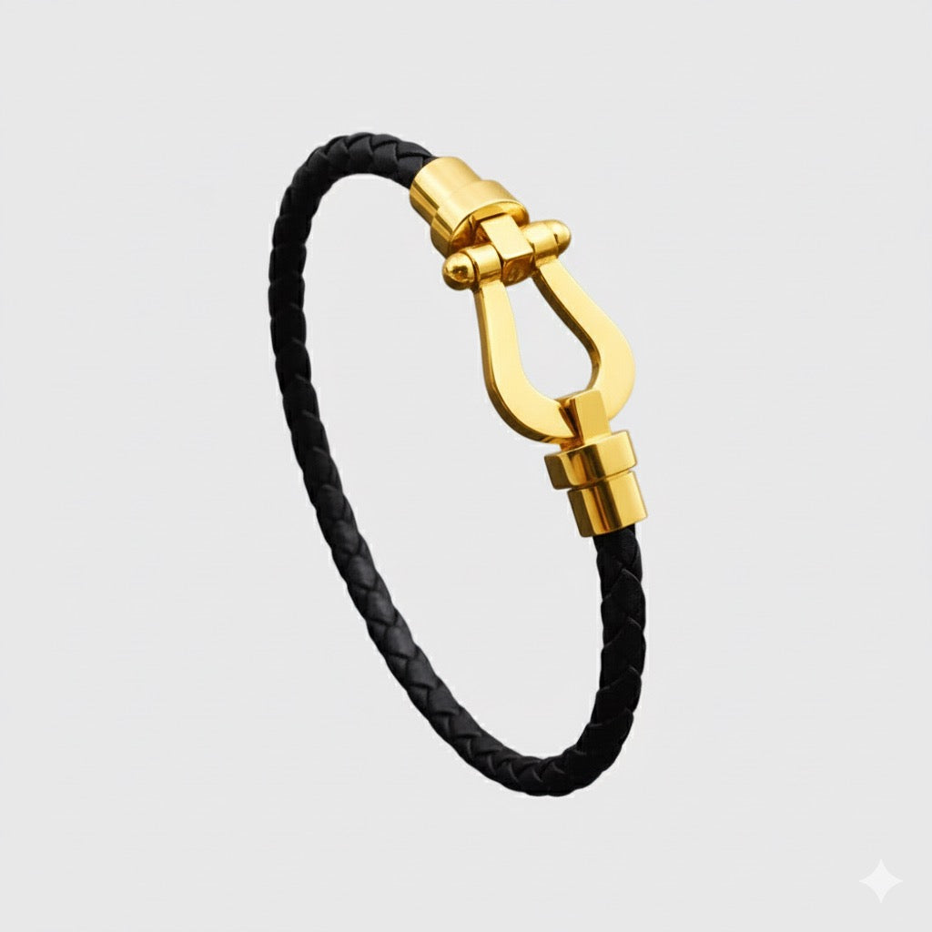 Classic Clasp Bracelet - Gold